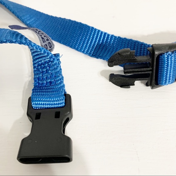 Gentle Leader Headcollar Kit with DVD Included Training Guide Stops Pulling Jump - Picture 4 of 10